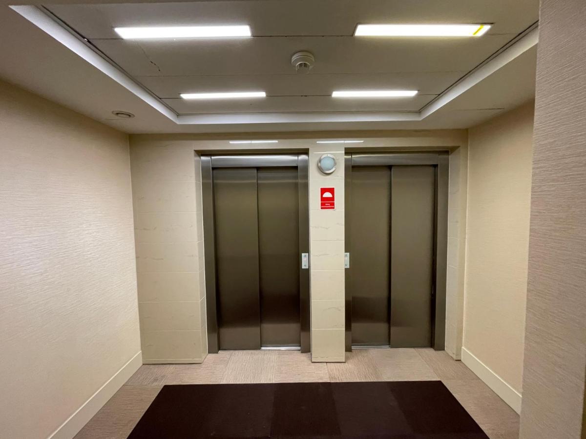 Triton Park Apartaments Warszawa Zewnętrze zdjęcie